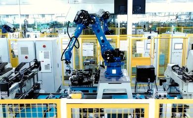 加装智造“新引擎” 湖北移动以5G-A通信技术研发助力打造新一代智慧工厂